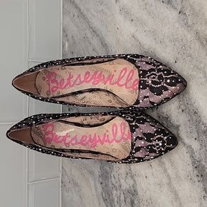 Betsy Johnson Betseyville Lace & Rhinestone Pointed Toe High Heels .7.5
